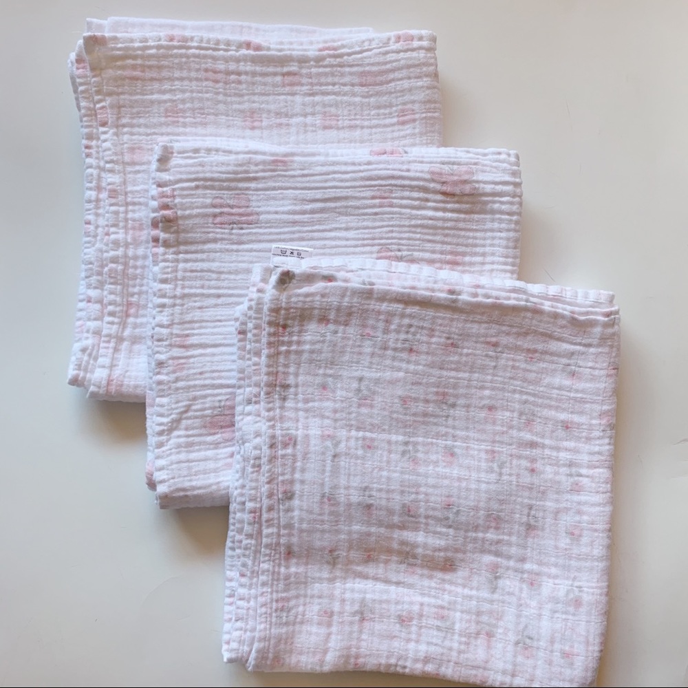 NWOT Bundle Swaddle Designs Muslin Blankets